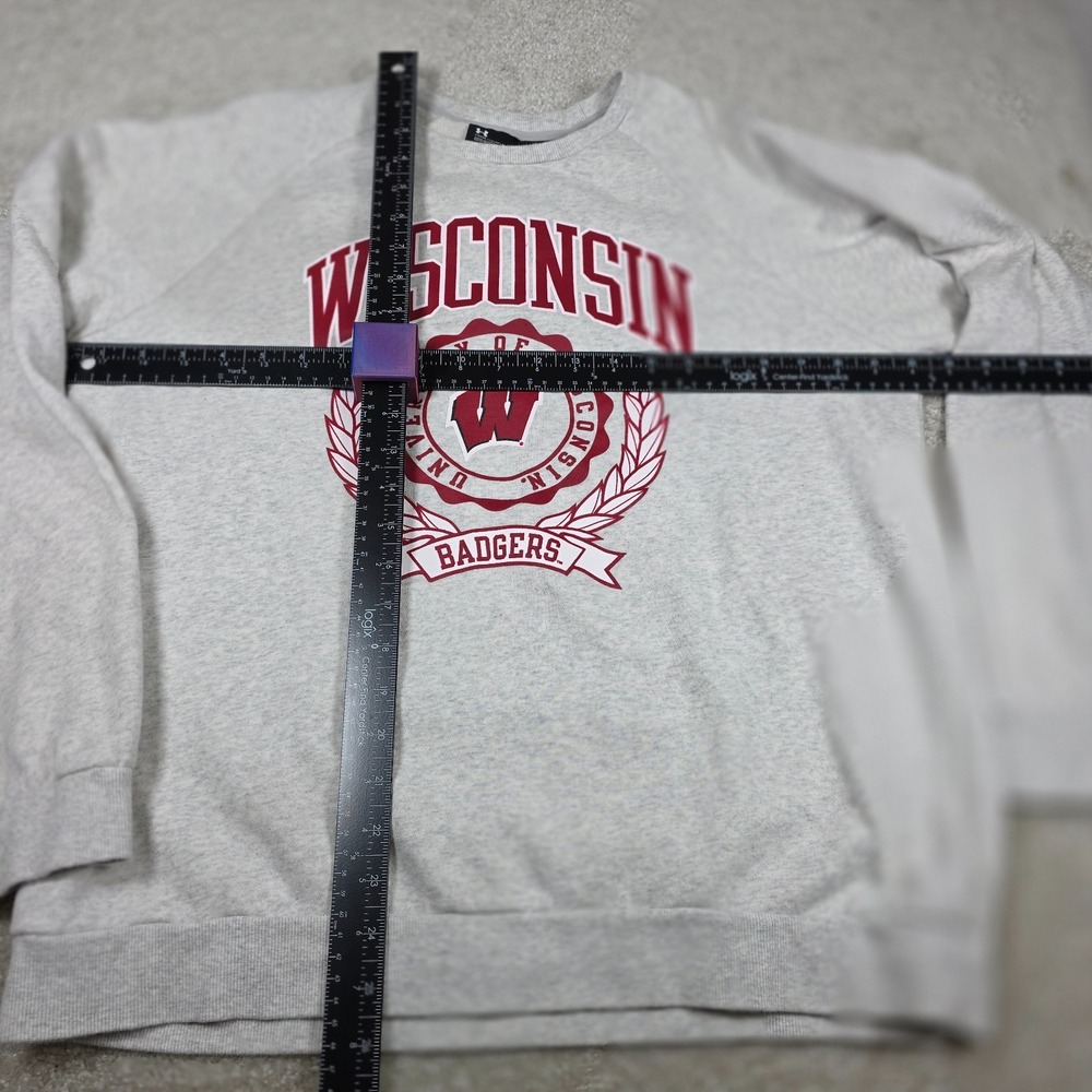 Under Armour Wisconsin Badgers Sweatshirt Mens Medium Gray Crew Neck Pullover - Picture 5 of 7